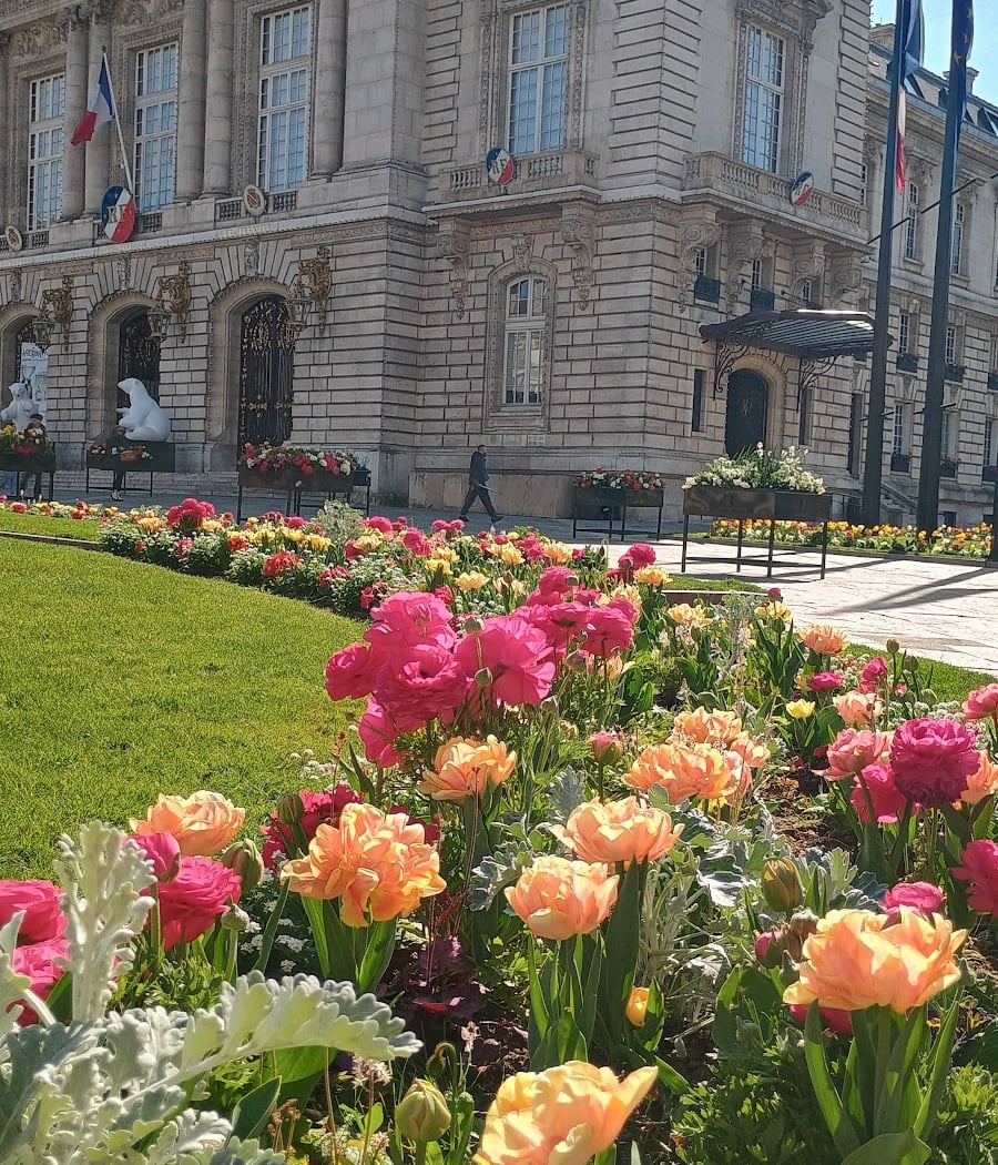 Mairie de Levallois Garden 1