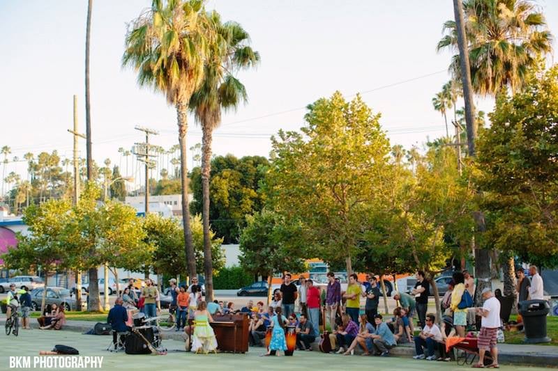 Salsa on Sunset 1