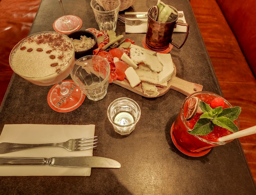 Café Petite 2