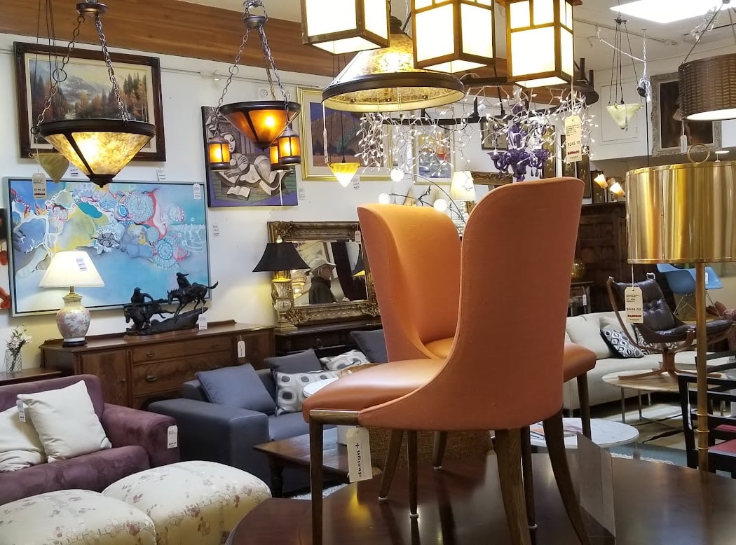 Design Plus Consignment Gallery 3