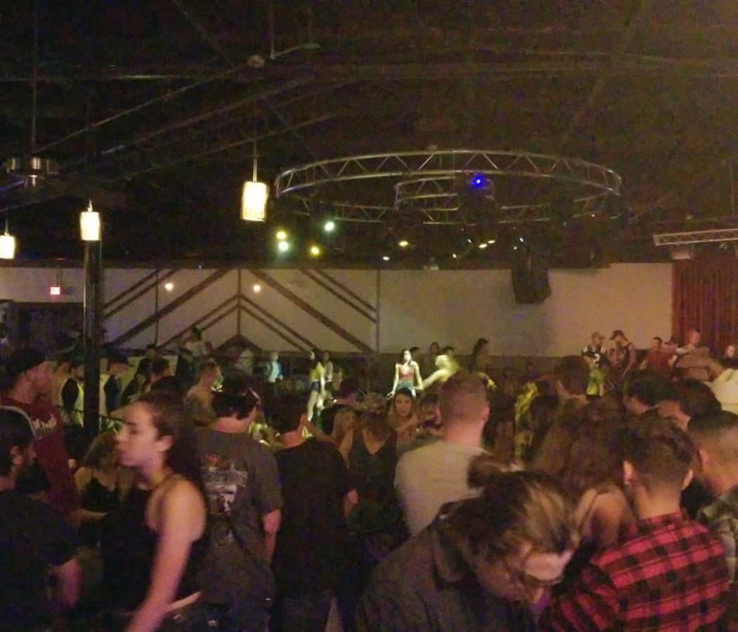 Wednesday Country Night