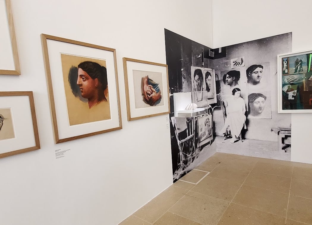 Visite éclairage de l'exposition «Férocité à domicile» 1