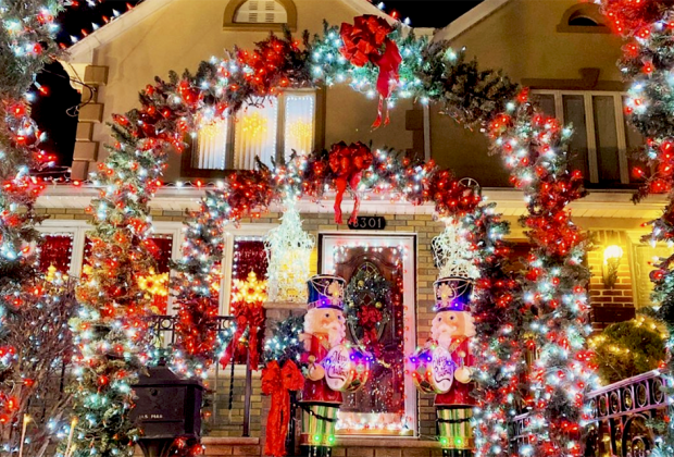 Dyker Heights Christmas Lights 4