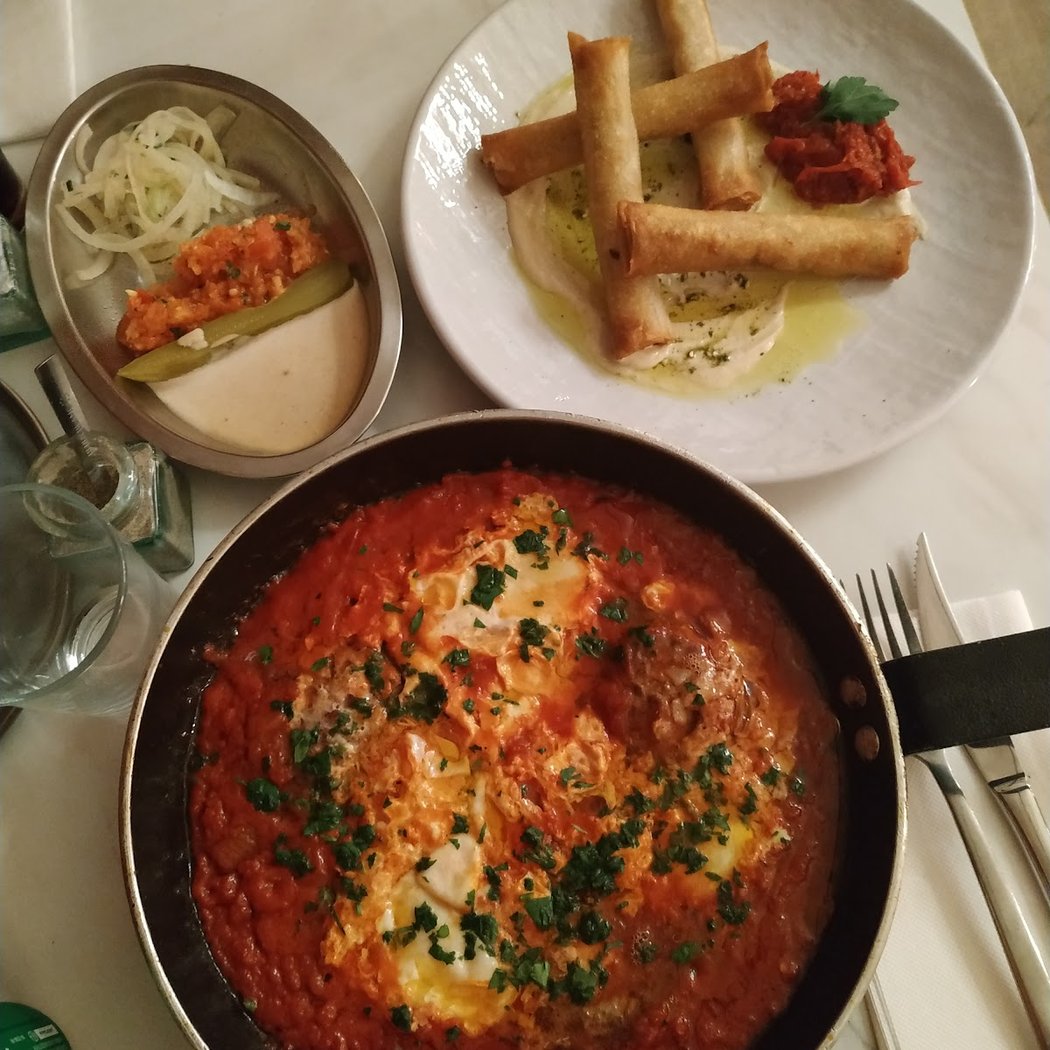Yossi Restaurant 3