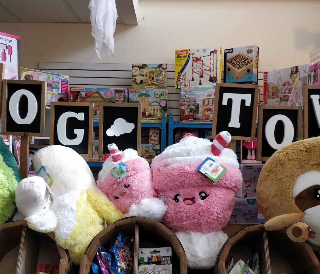 Fog Town Toys 1