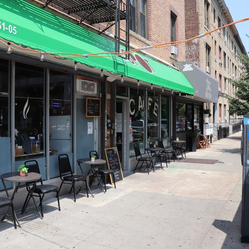 Green Spot Café 2