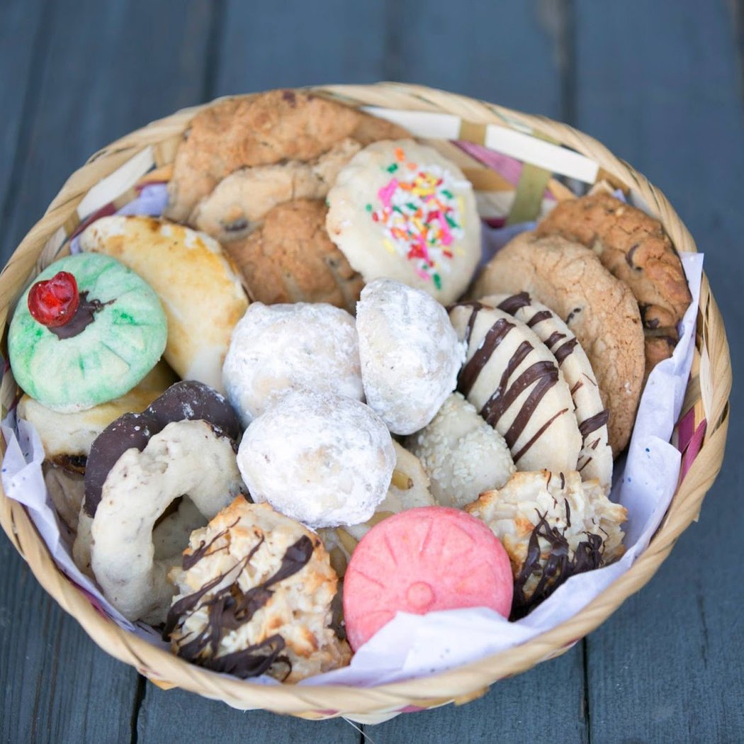 Dianna's Bakery : Sweet & Savory Bakes & Bites 1