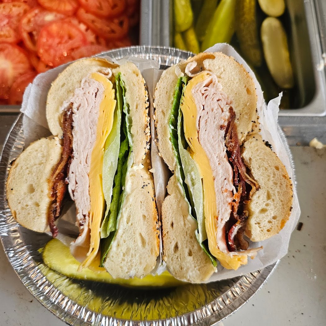 Eastdale Avenue Bagels 3