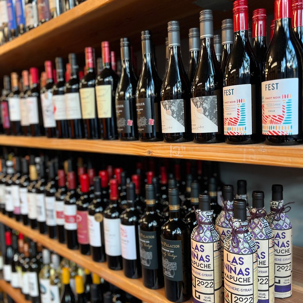 Bodega Wines and Spirits 3