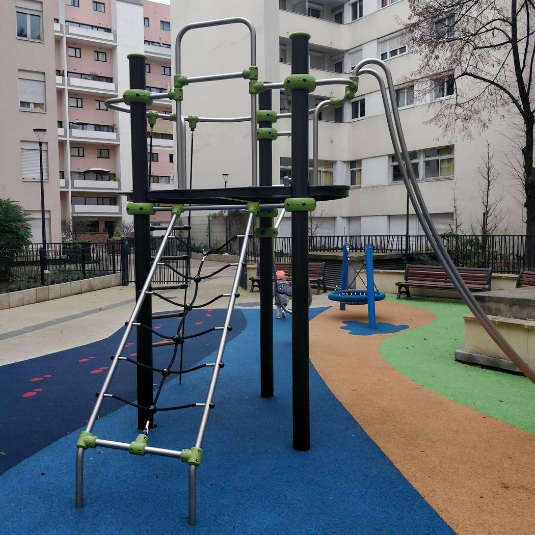Square des Droits de l'Enfant 3