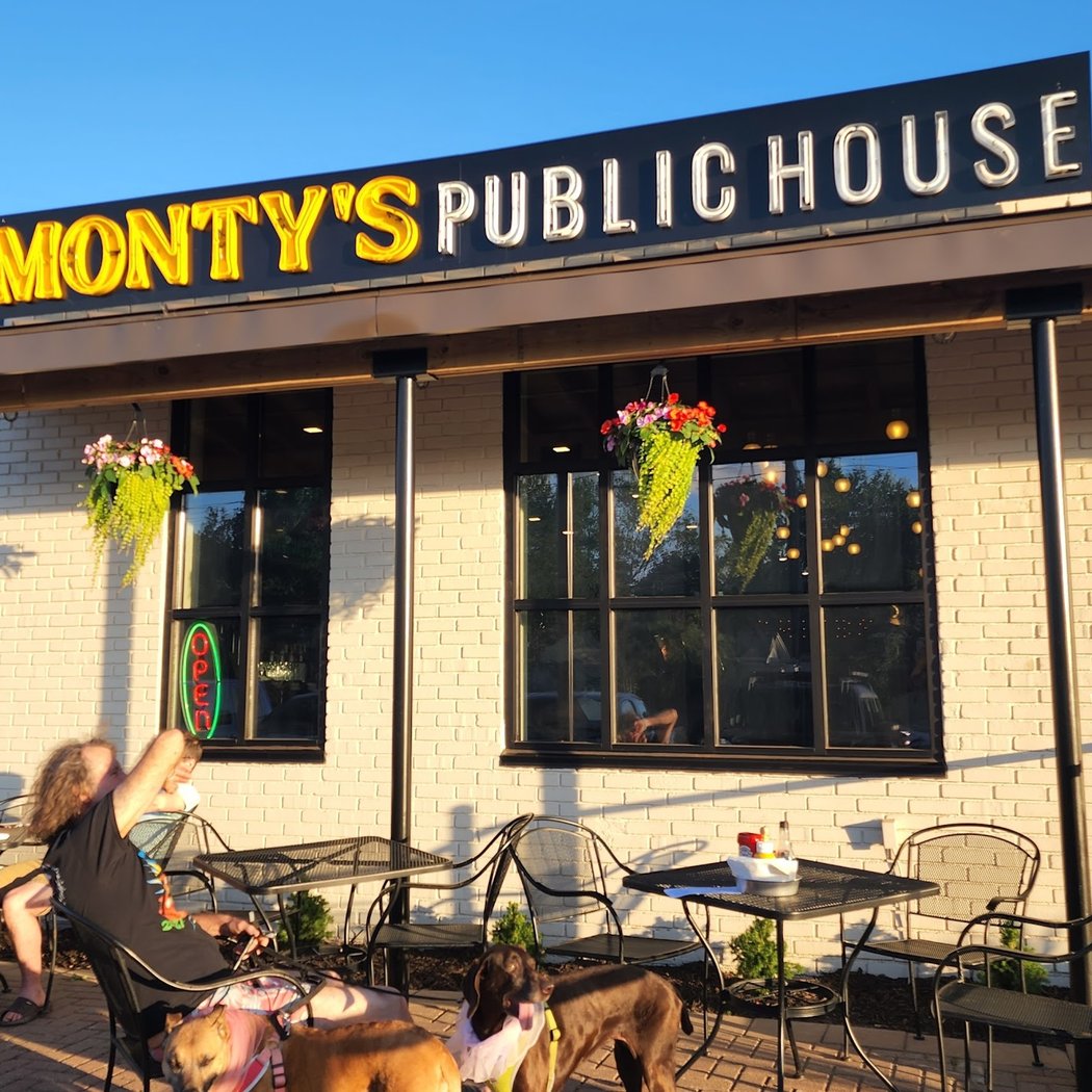 Monty's Public House 2