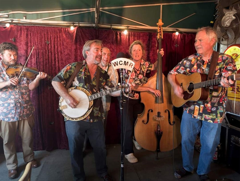 Outdoor Music and Craft Beverage Series