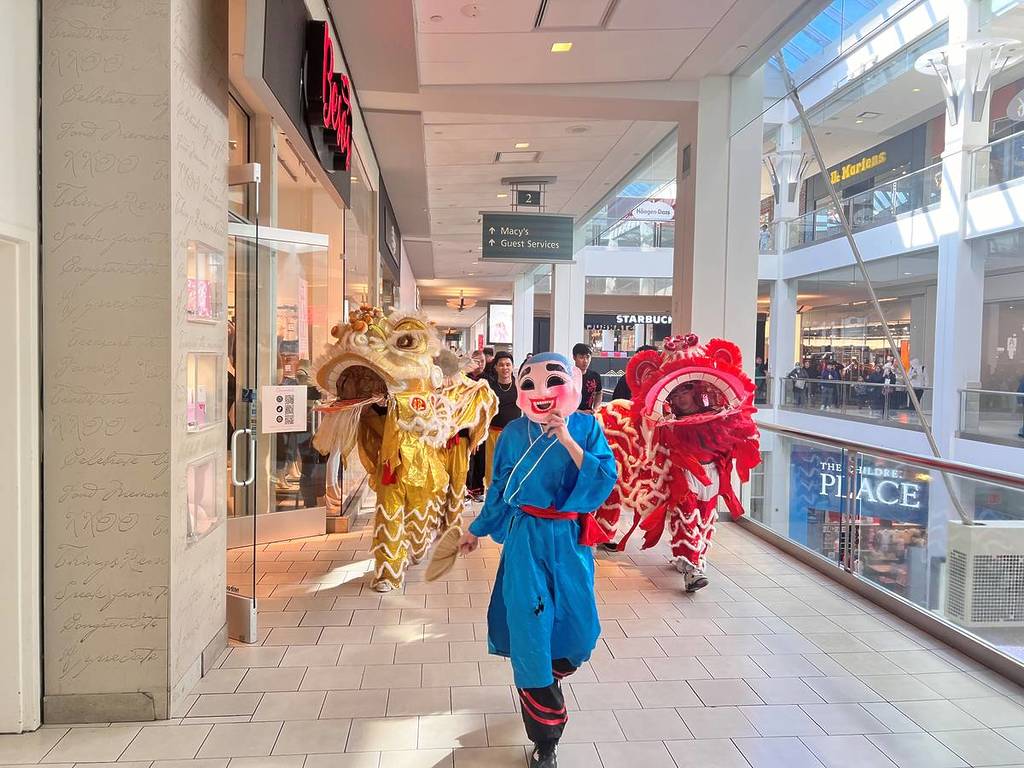 Lunar New Year Parade featuring The Chinese FreeMasons Lion Dancers 1
