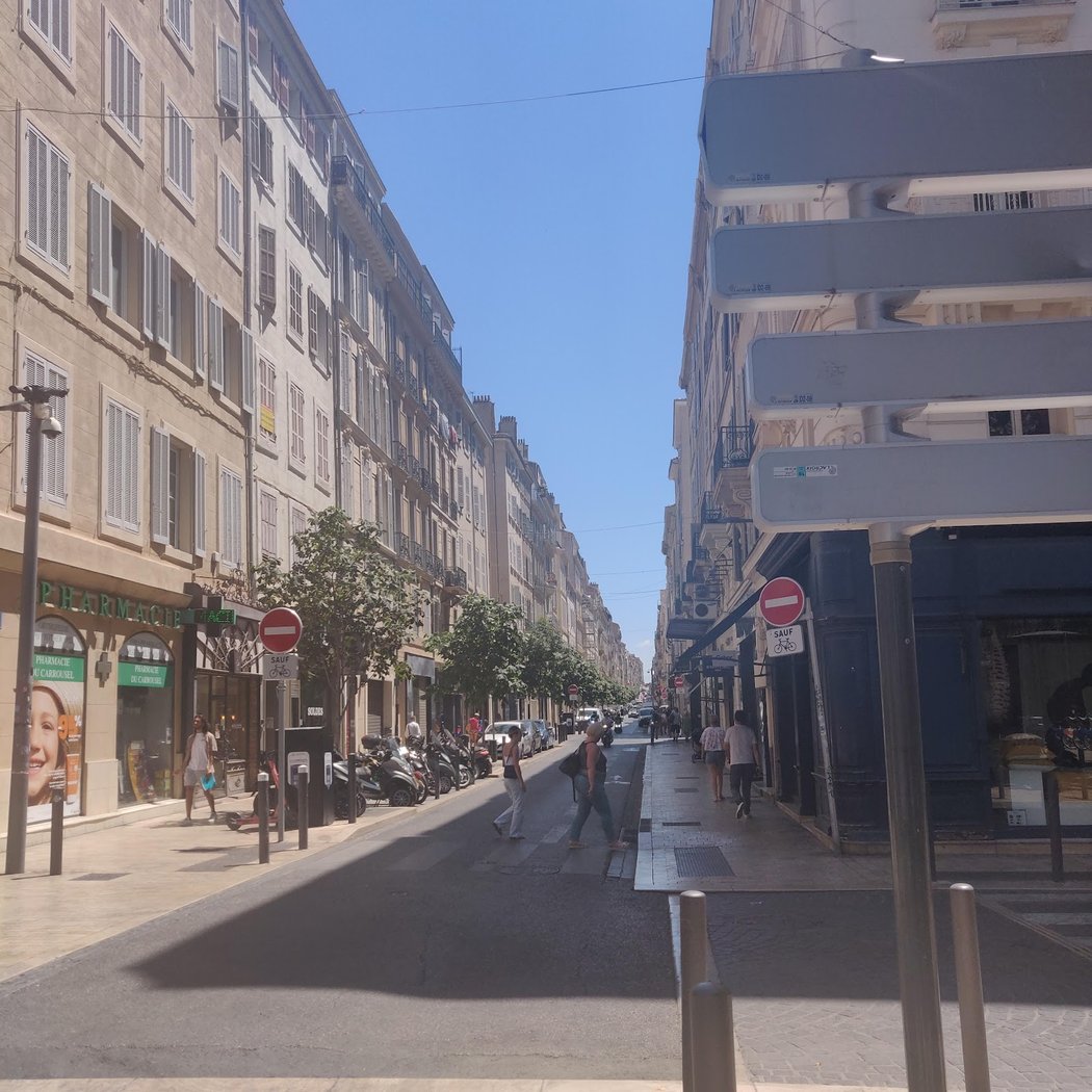 Rue Paradis 4