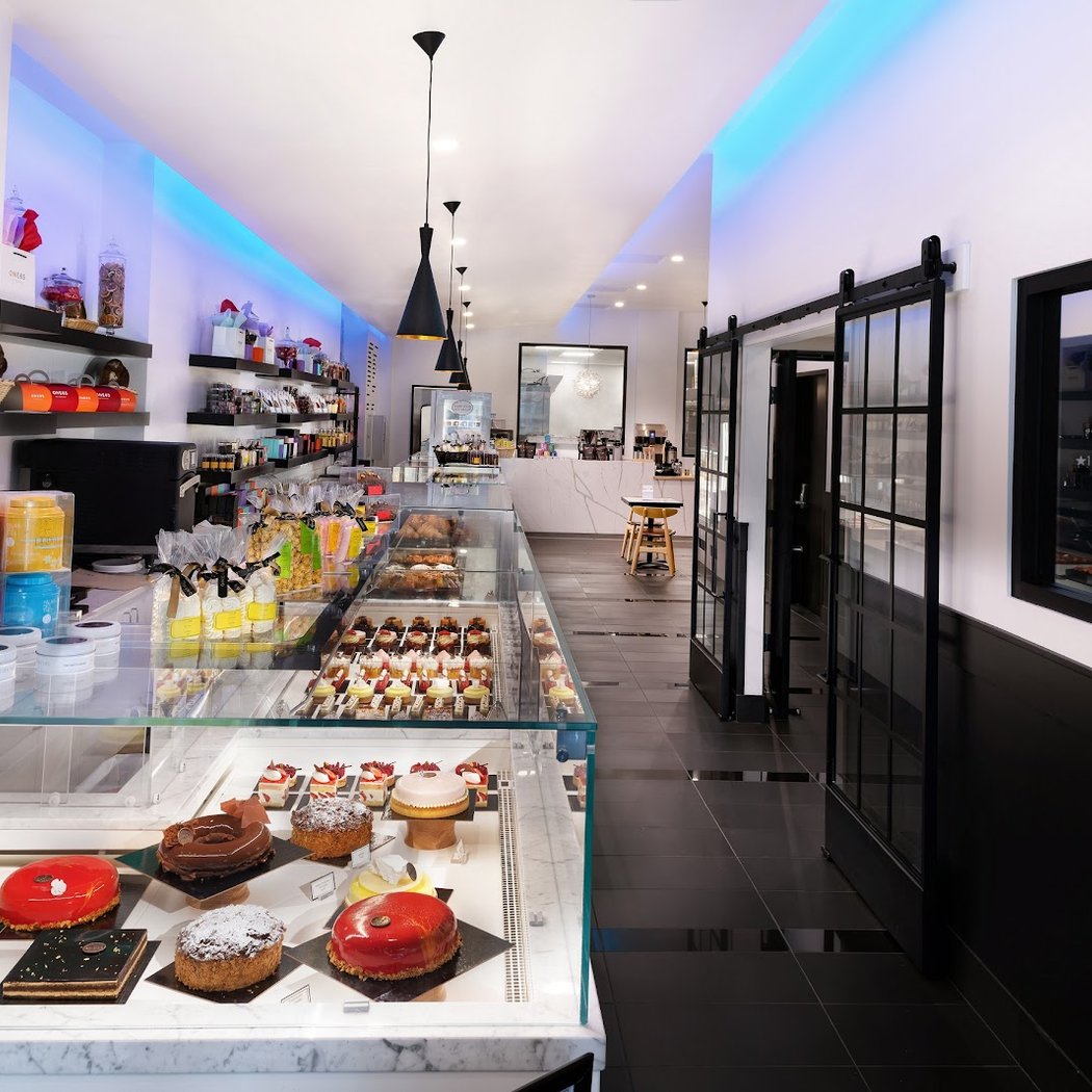 ONE65 Patisserie & Boutique 2