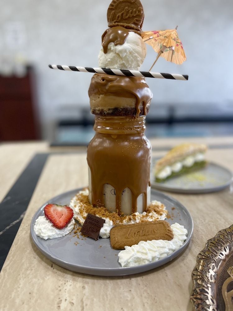 Choco Mania Cafe 1