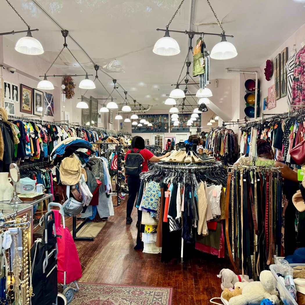 Unique Boutique 3