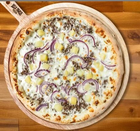 Bella Familia Pizza 1