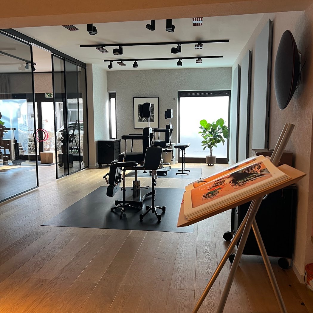 White Gate Tattoo Studio 2
