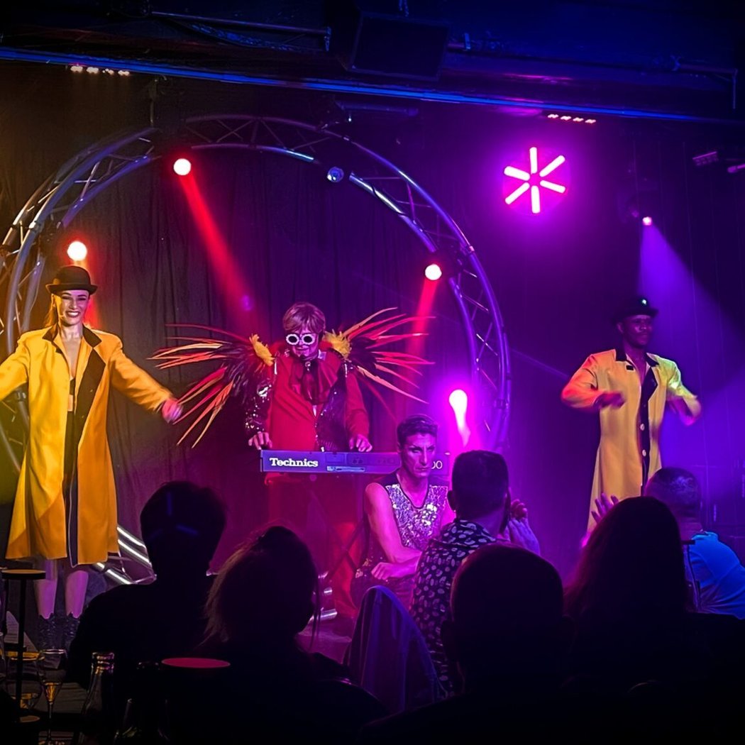 Spectacle au cabaret l’Artishow 2