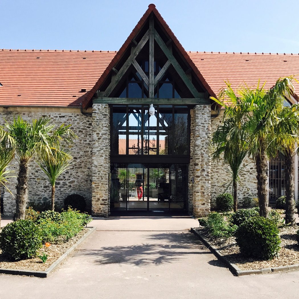 Hotel Les Suites - Area De Crecy 2