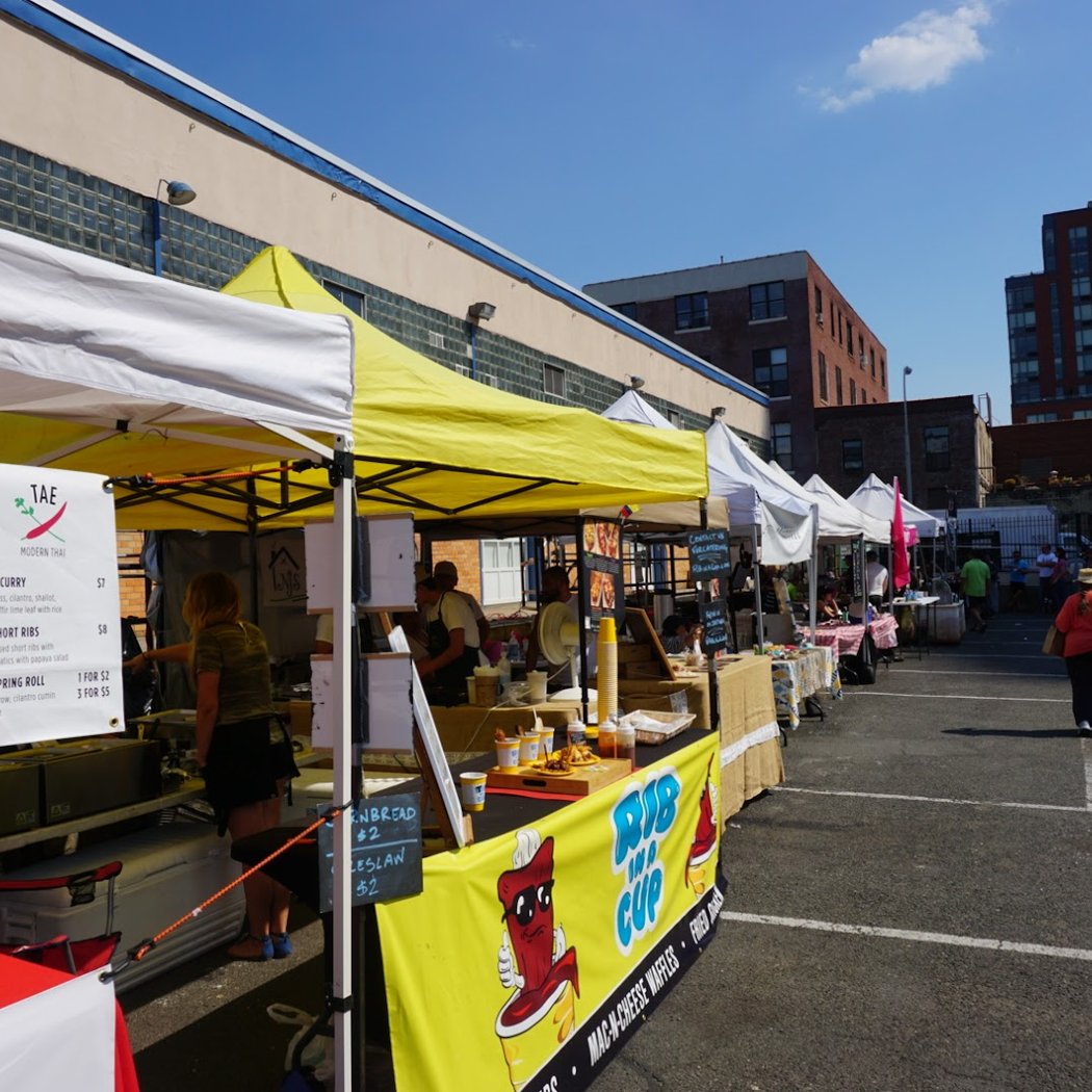 LIC Flea & Food 2