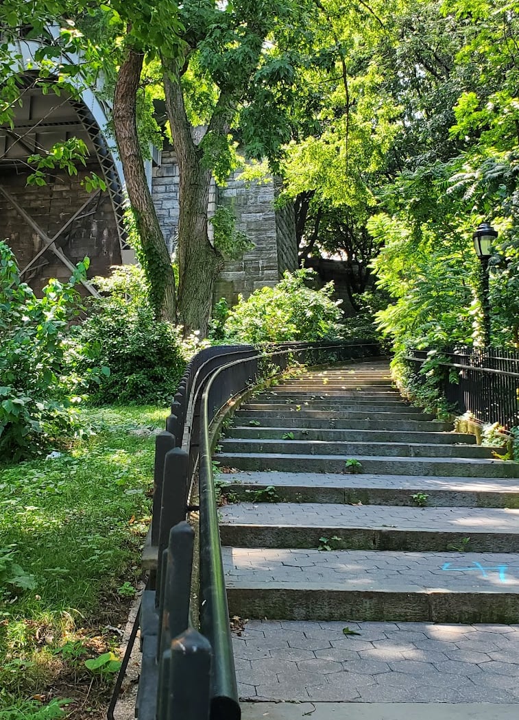 St. Clair Stairs 1