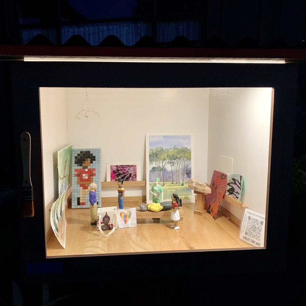Little Free Art Gallery 3