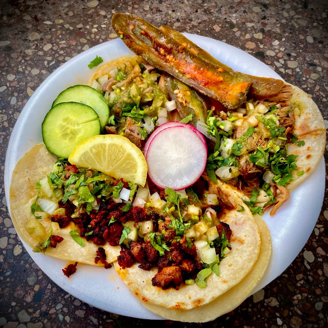 La Jalisciense Taco Truck 1