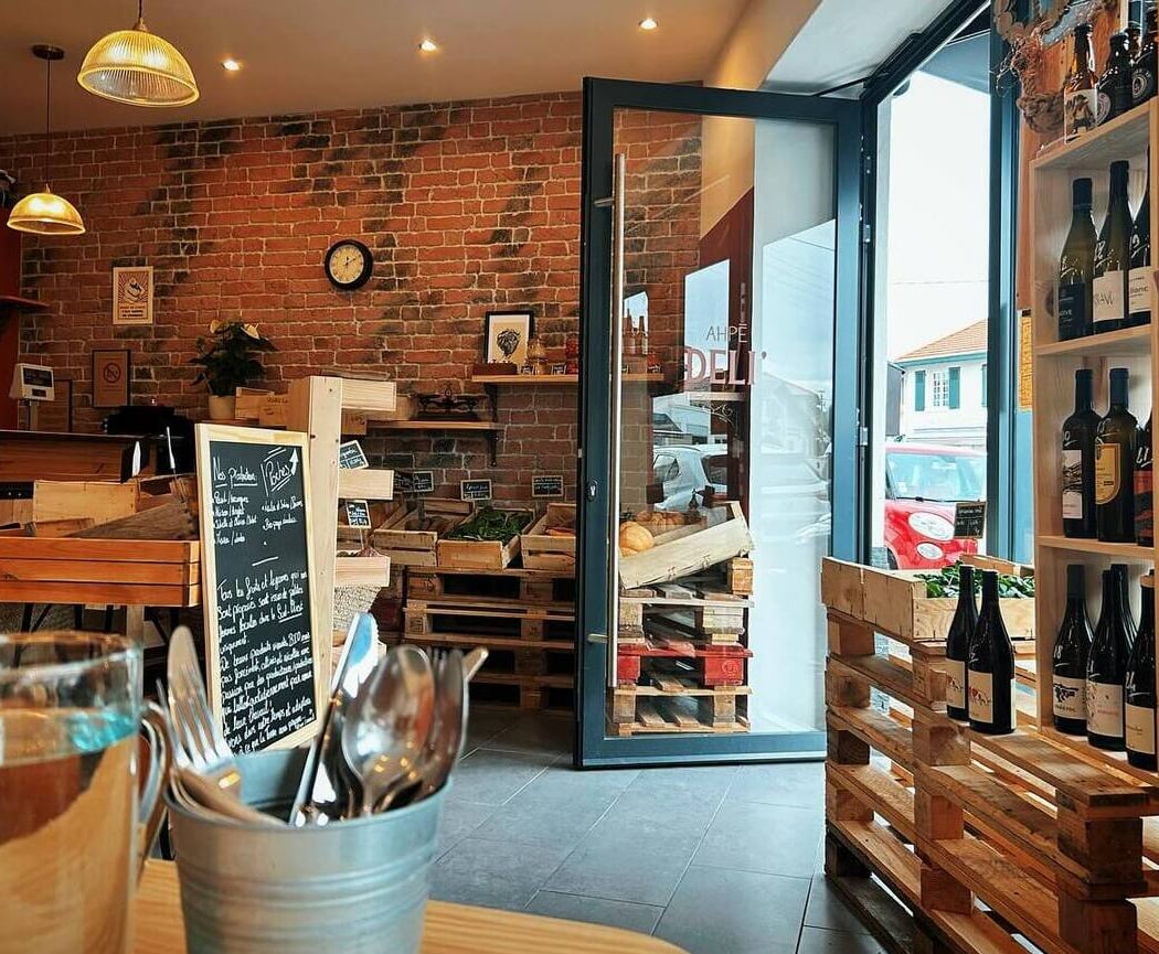 ahpe Restaurant 2