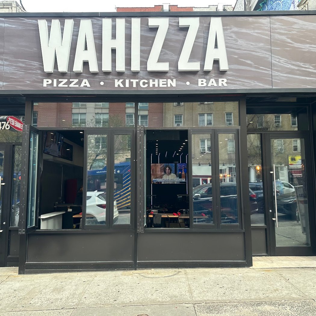 Wahizza Pizzeria & Restaurant ( Italian ) 3