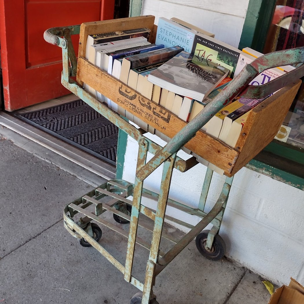 Guerneville Plaza 2