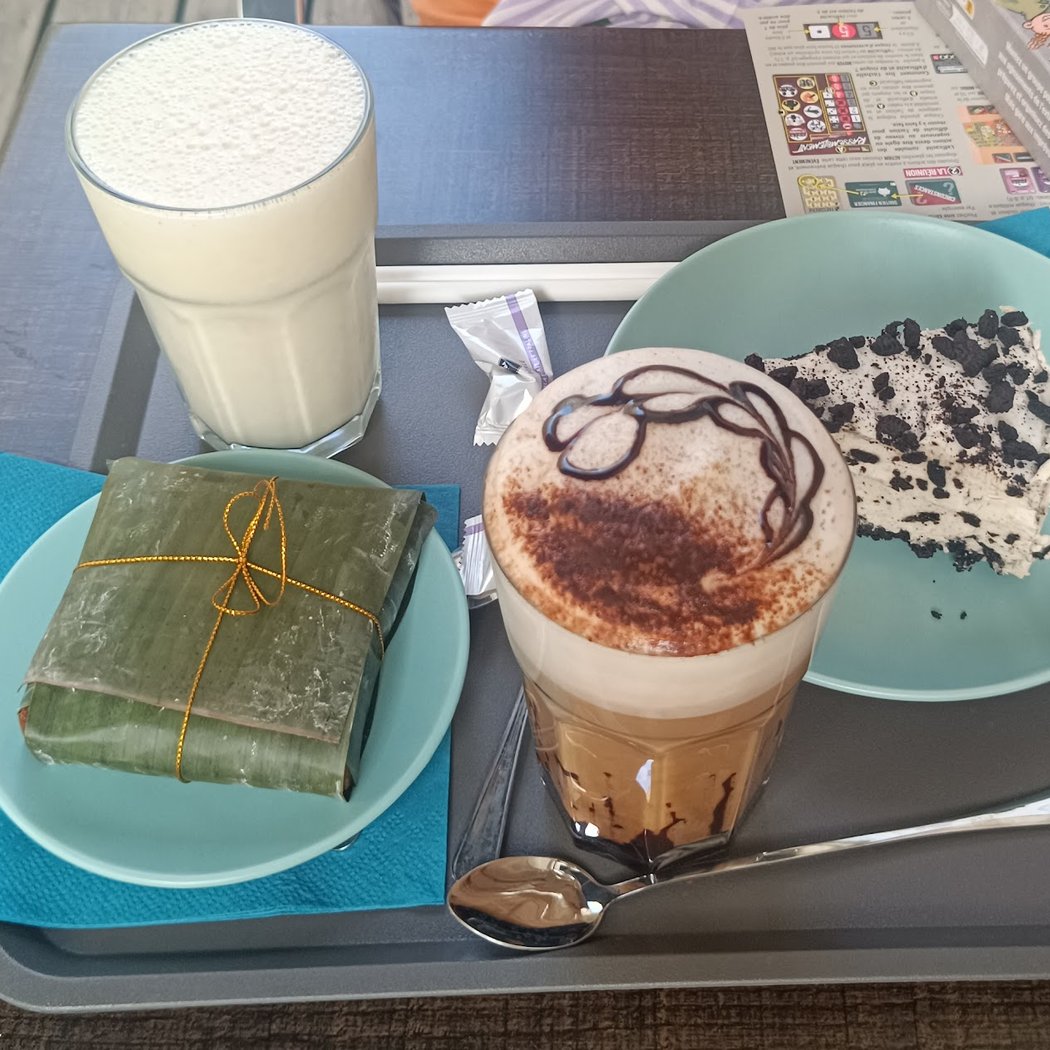 Pixels coffee 2