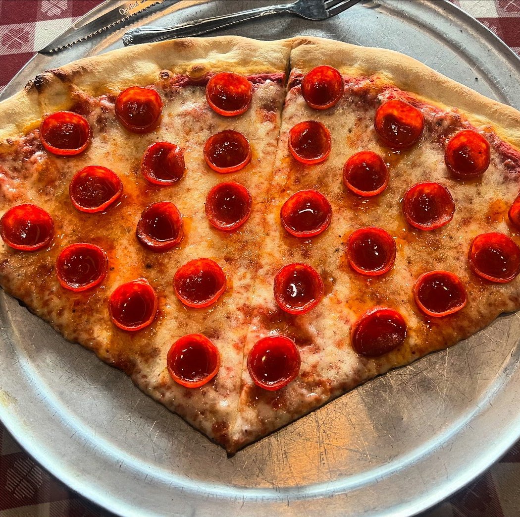 Emiliano's Pizza 1