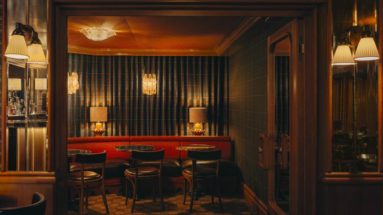 Divine House Bar 2