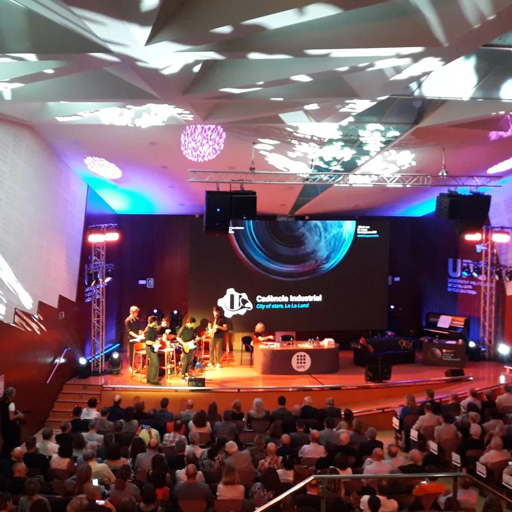Auditori de l'Edifici Vèrtex al Campus Nord de la UPC 1