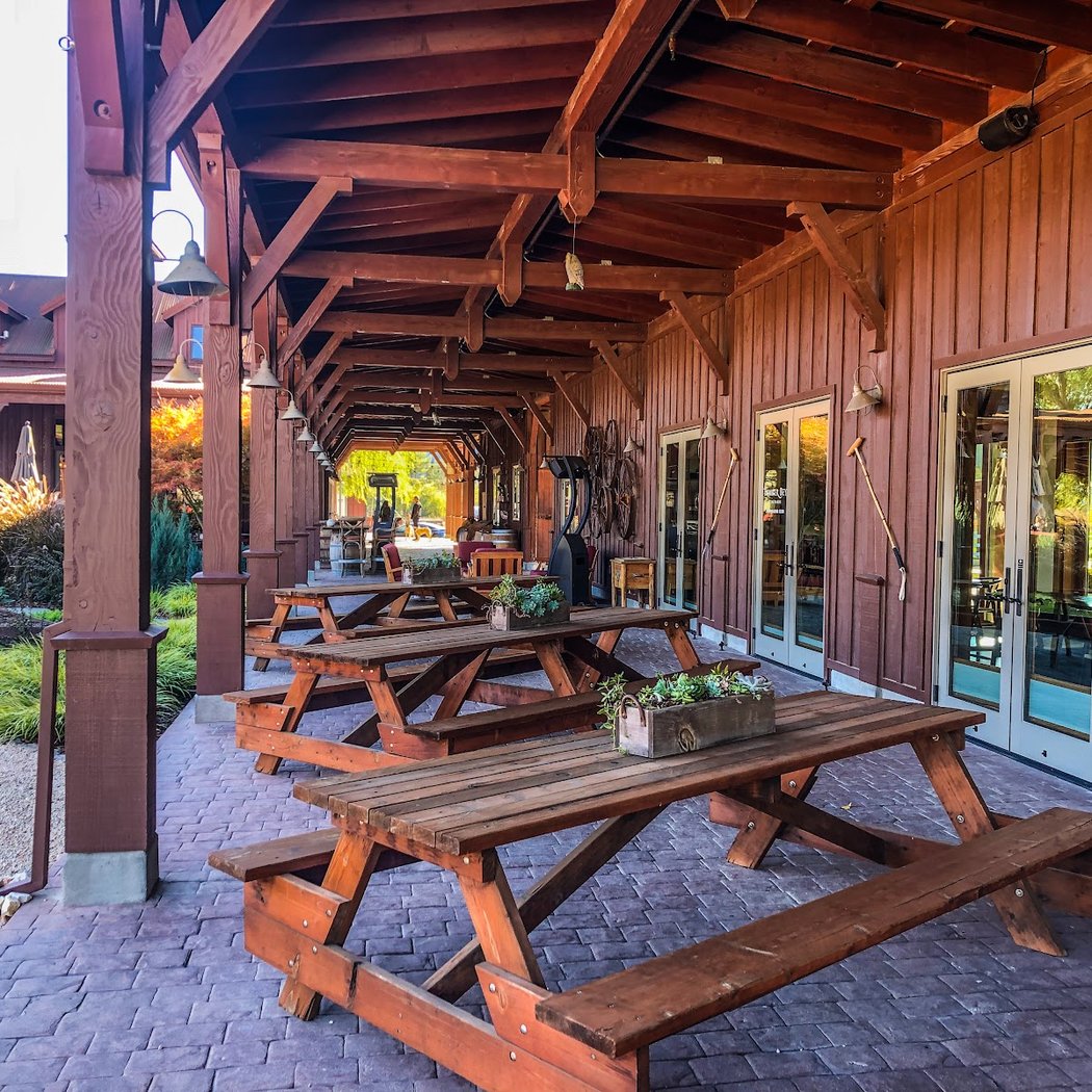 Tamber Bey Winery's Fall Harvest Party 3