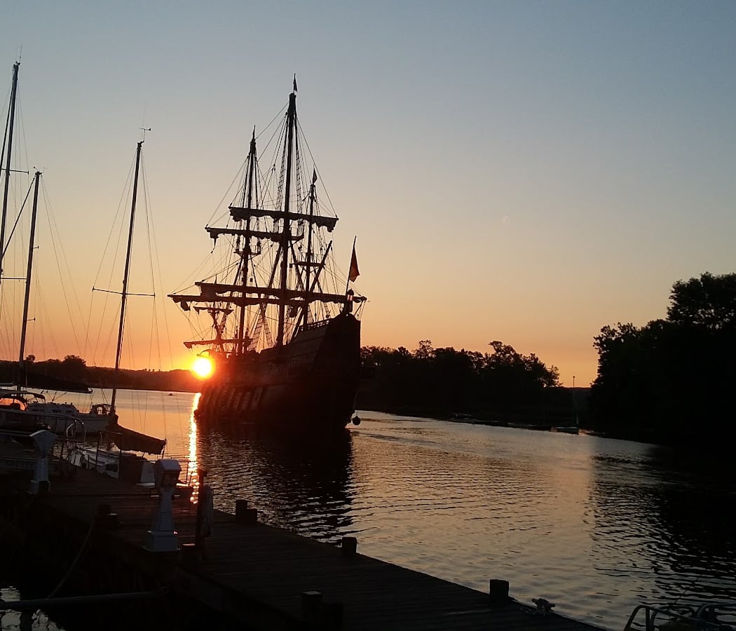 Hudson River Maritime Museum 1