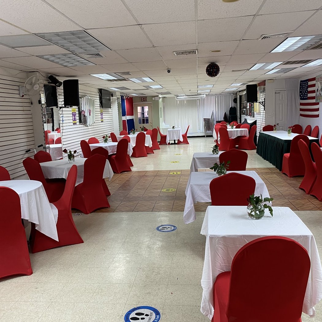 Club deportivo la cueva de Queens 3