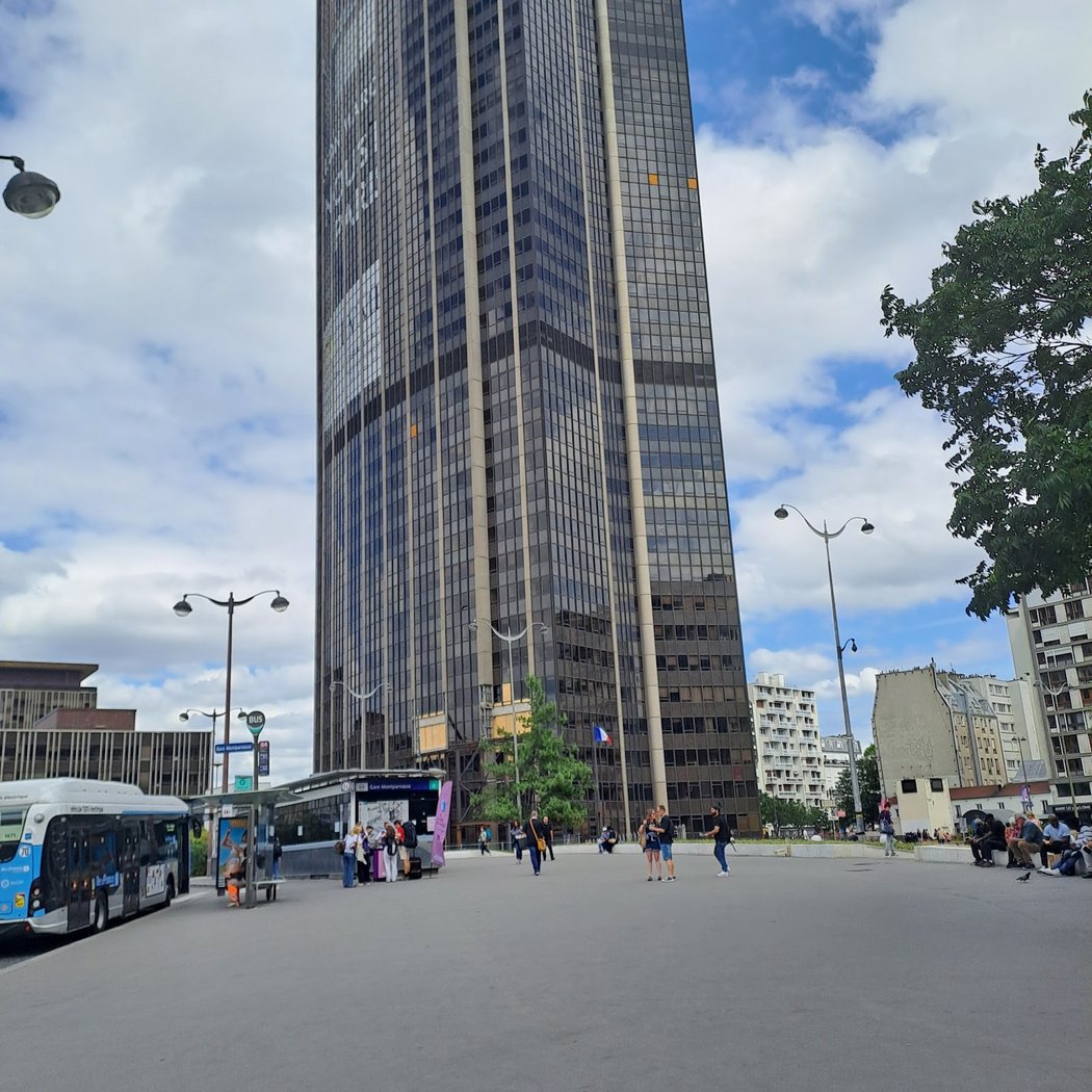 Balades in PARIS with the bus 28 2