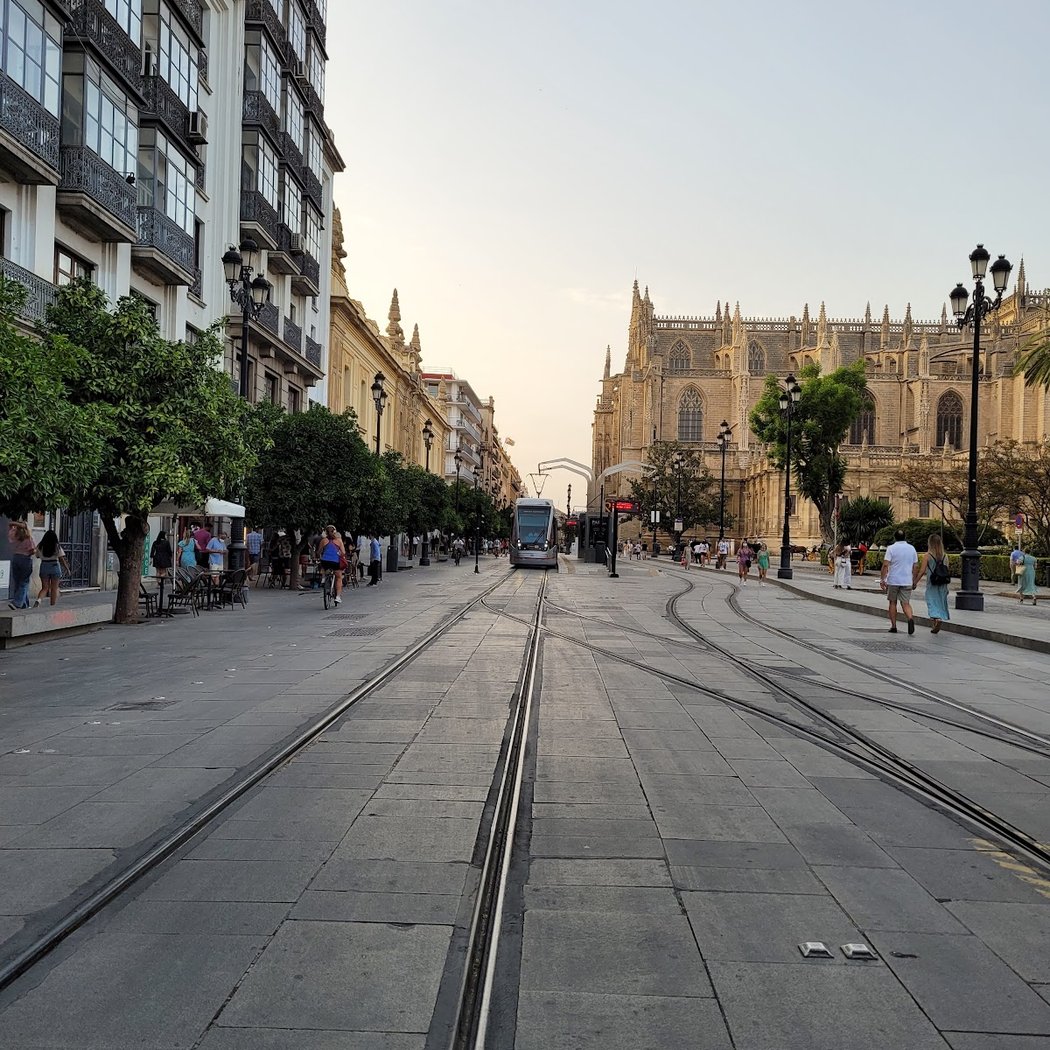 Avenida de la Constitución 3