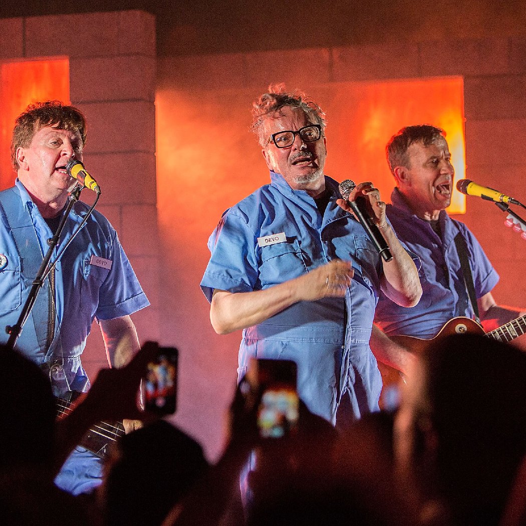 Devo: Mutate Don’t Stagnate 3