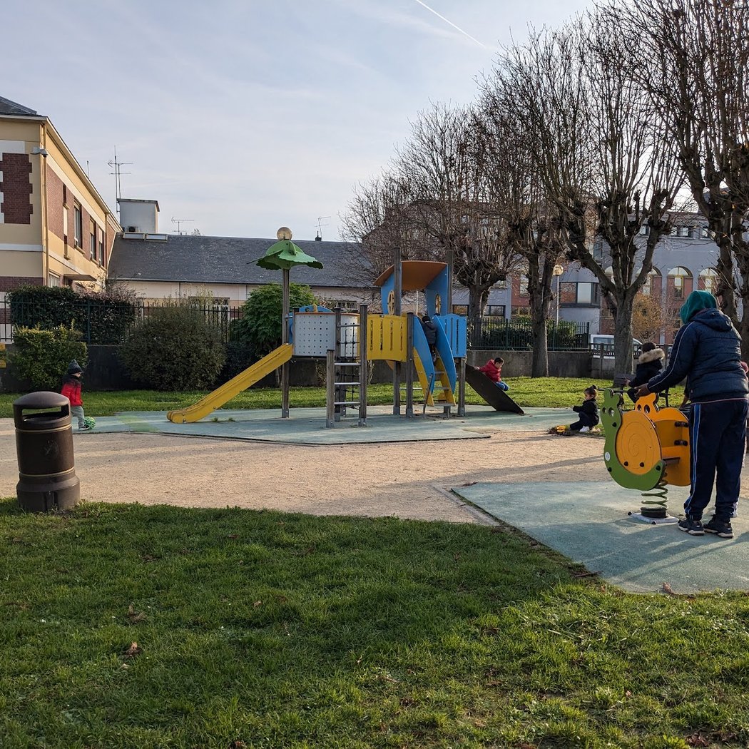 Square Josette-Soulier 1