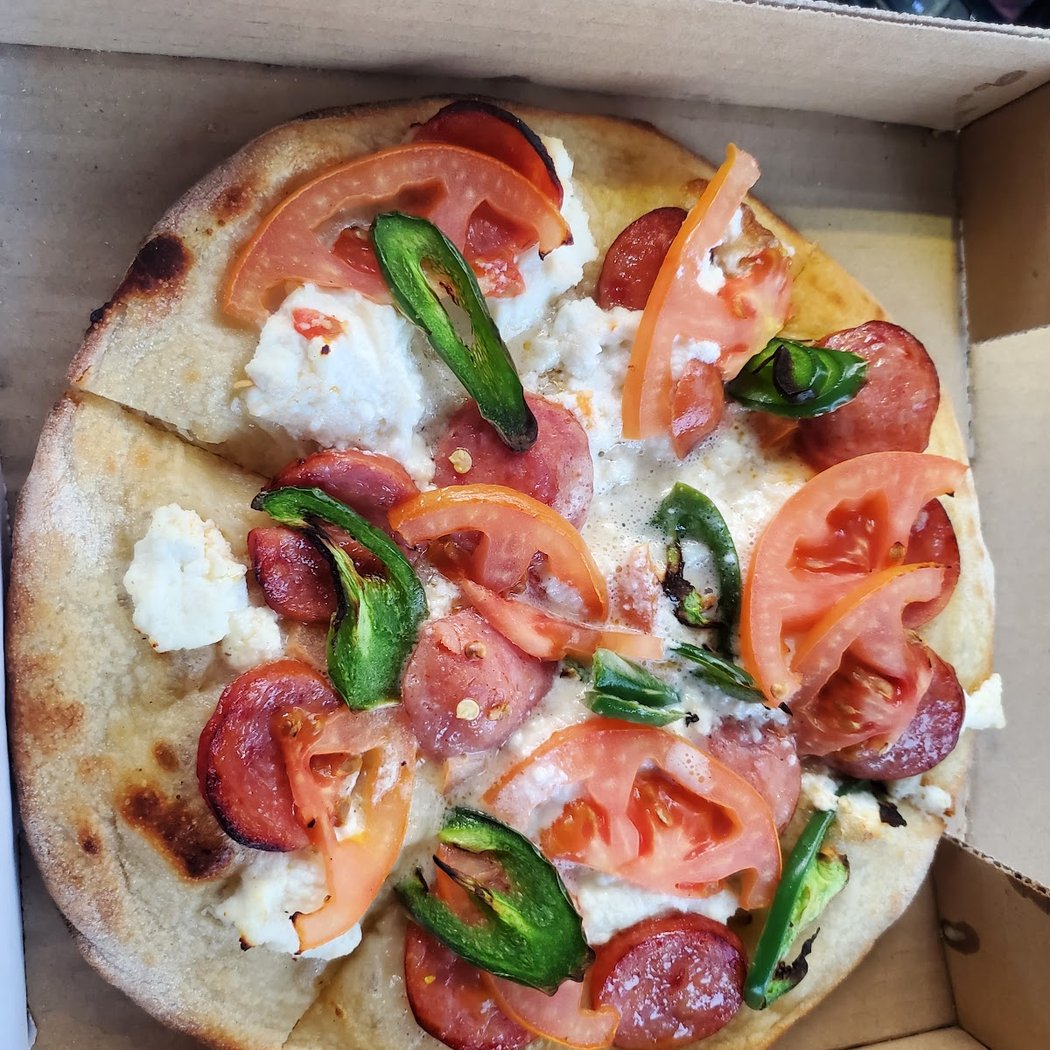 Avanti Pizza Fresh Pasta 3