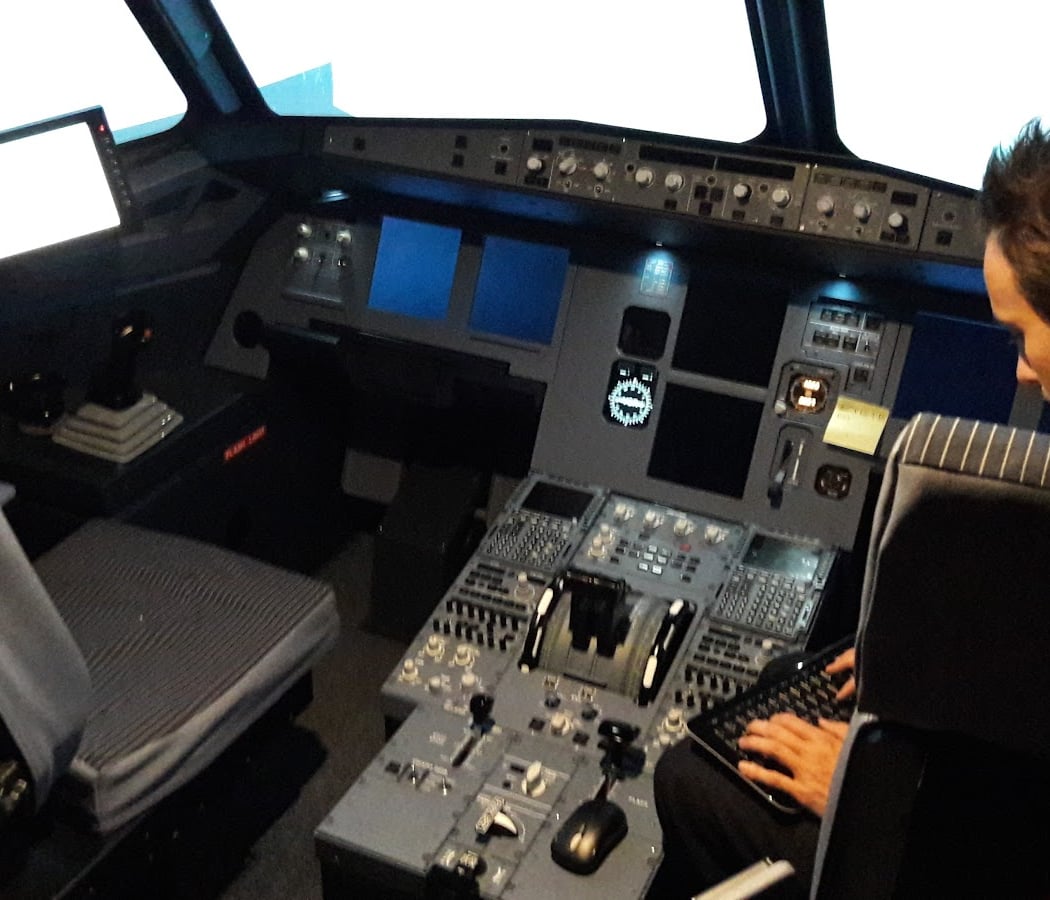 AviaSim Genève 4