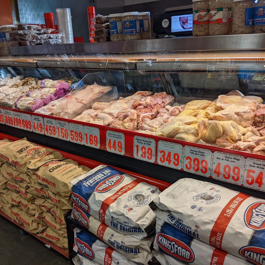 El Torito Supermarket 3