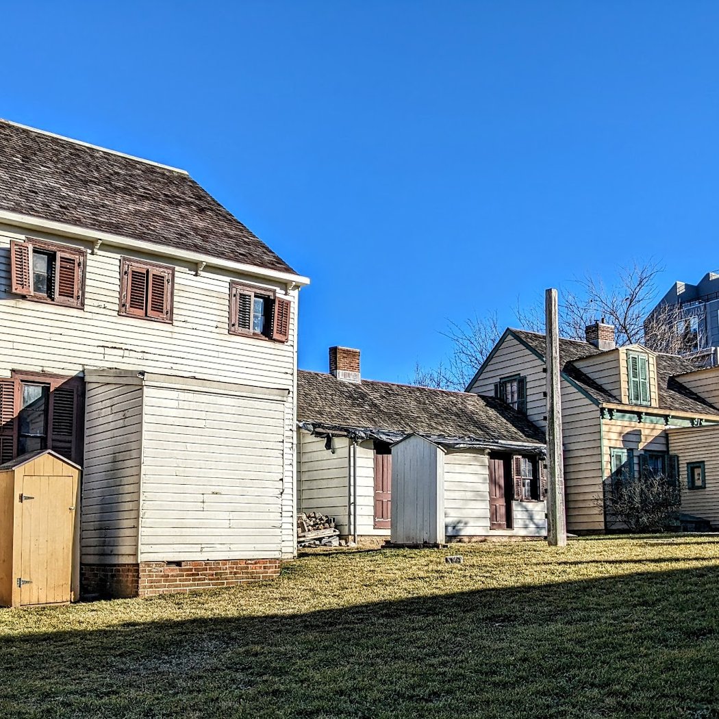 Historic Hunterfly Road Houses 4