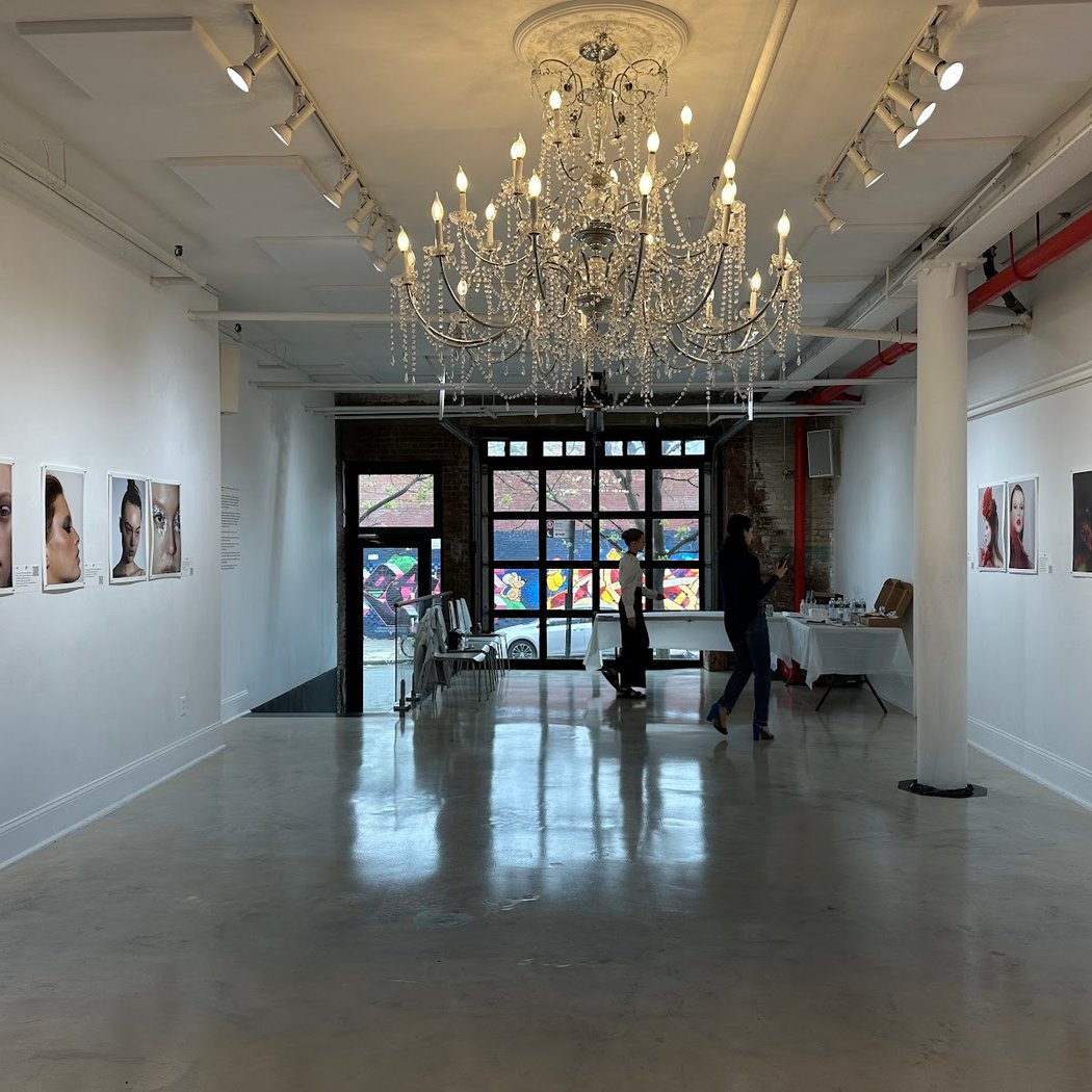 Seven House Gallery 3