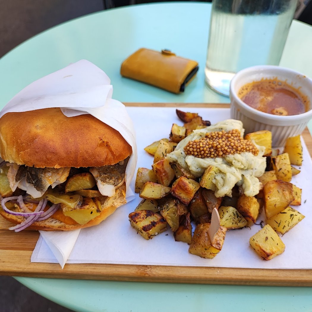 Organic Burger House 1