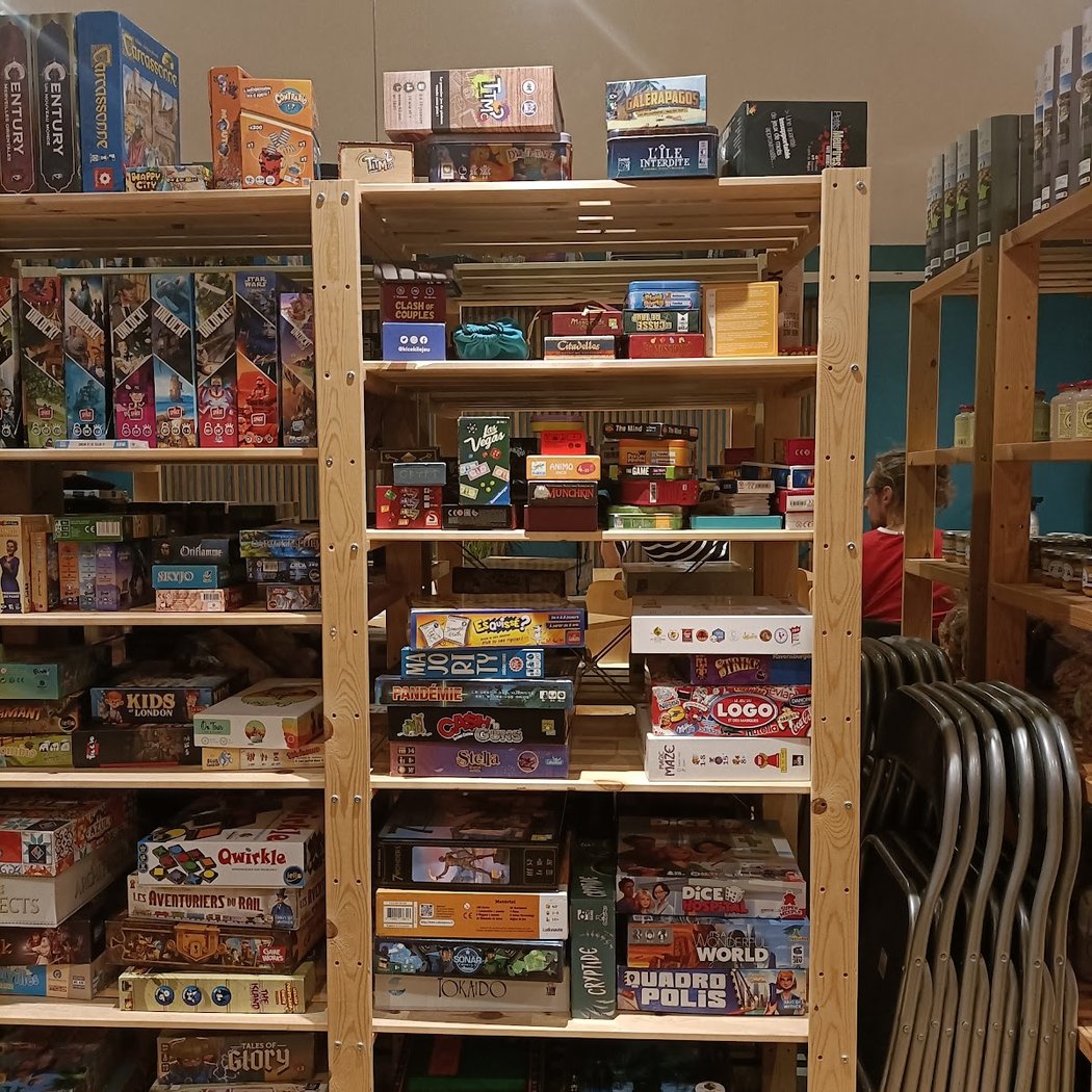Brasseurs de Cartes - Bar à jeux 3